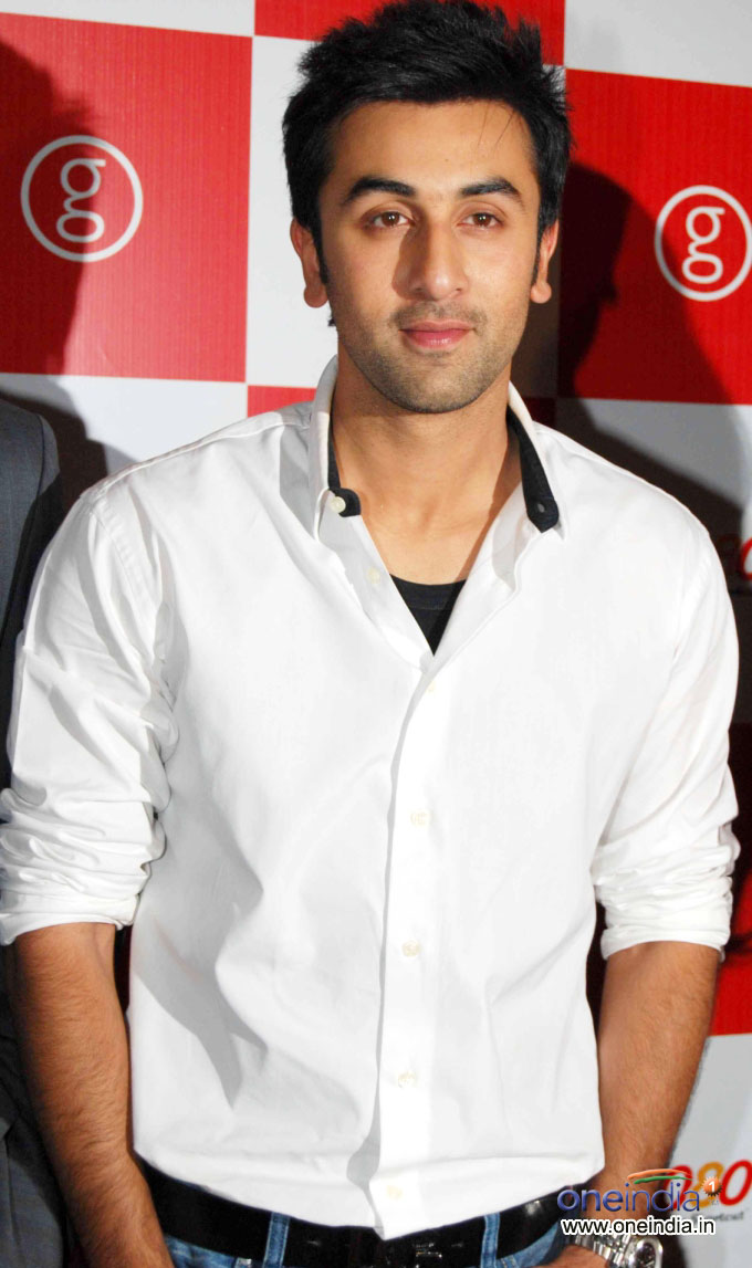 I feel bad if compared with Khans, says Ranbir Kapoor