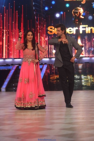 Krrish 3 Bollywood Movie Promotion Photos