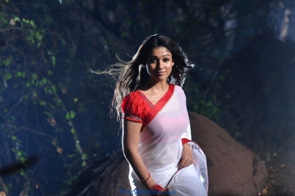 Nayanthara South Indian Actress Latest Photos in White Saree