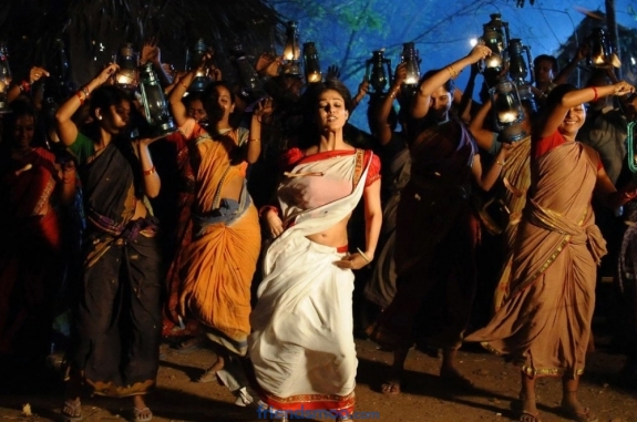 Nayanthara South Indian Actress Latest Photos in White Saree