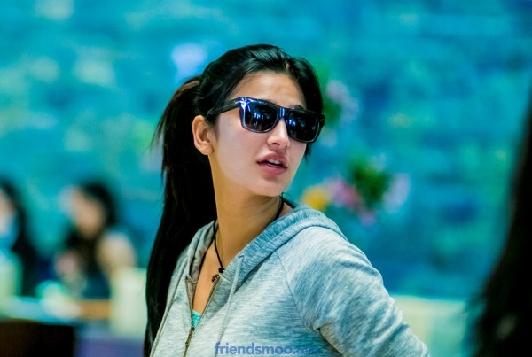 Shruti Hassan Photos from Siima Awards 2013