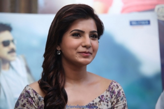 Cute Samantha Latest Stills from AD Success Meet