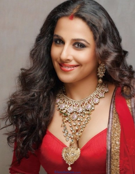Indian Actress Vidya Balan Latest Photos in Saree