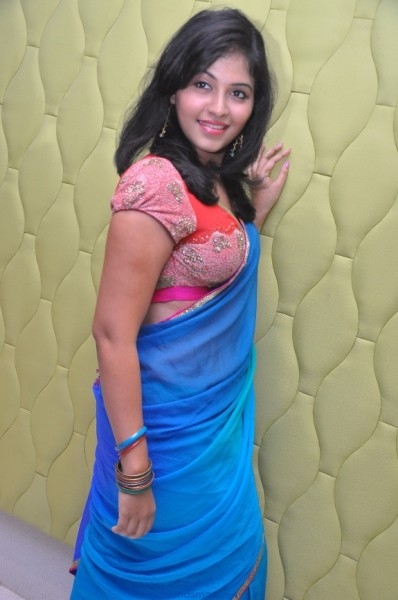 South Indian Actress Cute Anjali Latest Stills in Blue Saree
