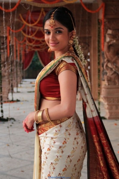 South Indian Actress Sheena Shahabadi Latest Photos in White Saree