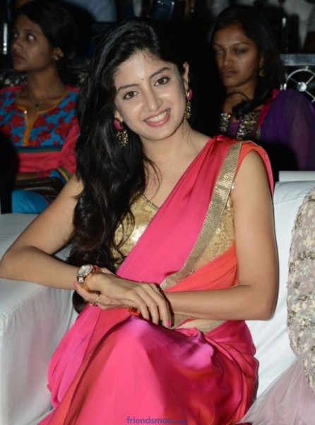 Poonam Kaur Photos in Saree at Aadu Magaadura Bujji Audio Event