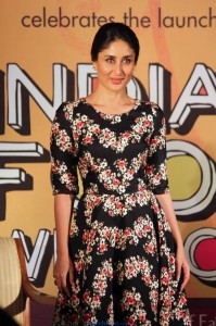 Kareena Kapoor Latest Photos-Friendsmoo