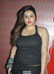 Namitha Kapoor Latest Photos In Black Dress-Friendsmoo