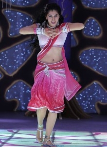 Taapsee Latest Mixed Photos-Friendsmoo