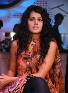 Taapsee Latest Mixed Photos-Friendsmoo