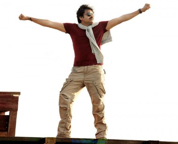 Attarintiki Daredi Latest Pawan Kalyan and Cute Samantha Latest Photos