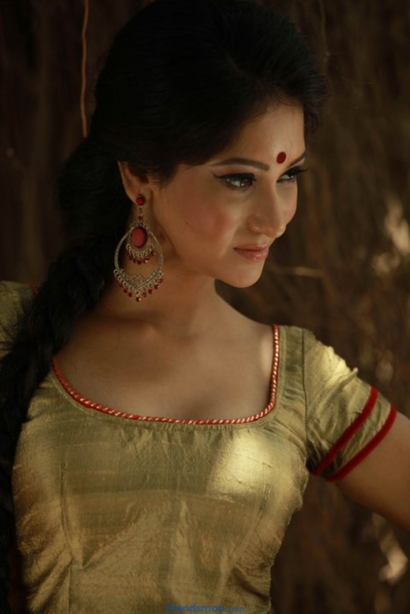 Saria Affan Actress Latest Special Photoshoot Pics