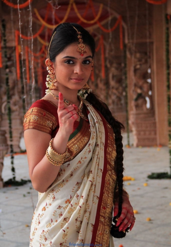 South Indian Actress Sheena Shahabadi Latest Photos in White Saree