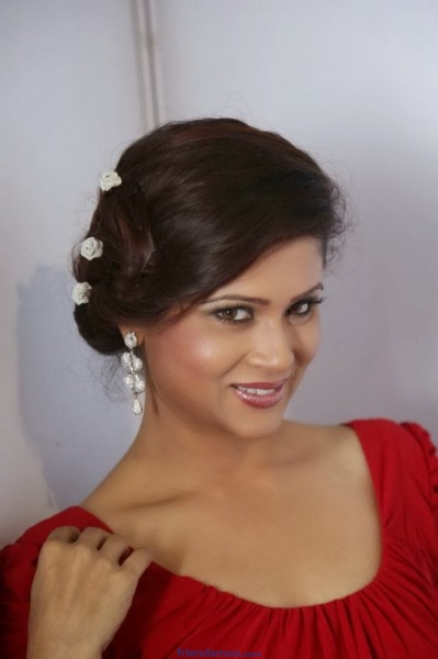 Anchor Shilpa Chakravarthy Latest Photos in Red Dress