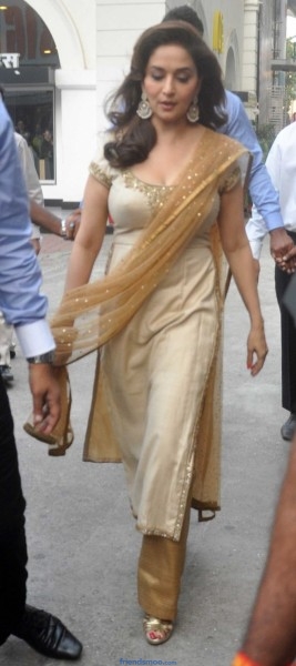 Bollywood Actress Madhuri Dixit Latest Photos