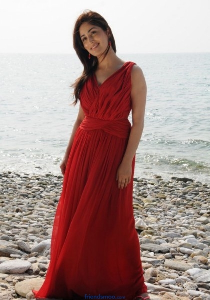Yami Gautam Latest Phosting in Red Dress