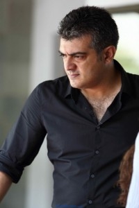 Arrambam Movie Stills-Friendsmoo