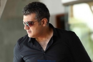 Arrambam Movie Stills-Friendsmoo
