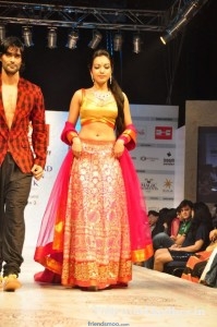 Catherine Tresa Latest Spicy Photos-Friendsmoo