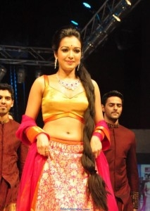 Catherine Tresa Latest Spicy Photos-Friendsmoo