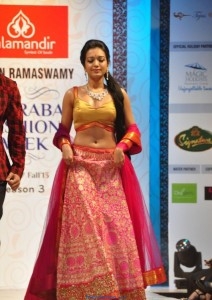 Catherine Tresa Latest Spicy Photos-Friendsmoo