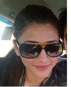 Cute Shruti Hassan Unseen, Sexy and Random Photos