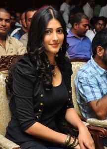 Cute Shruti Hassan Unseen, Sexy and Random Photos