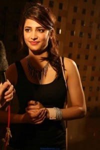 Cute Shruti Hassan Unseen, Sexy and Random Photos