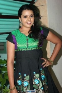 Divya Nagesh Latest Photos - Friendsmoo