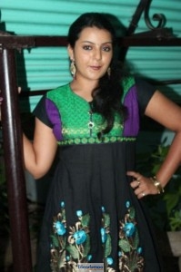 Divya Nagesh Latest Photos - Friendsmoo