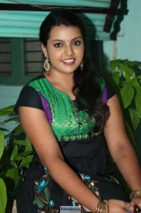 Divya Nagesh Latest Photos - Friendsmoo