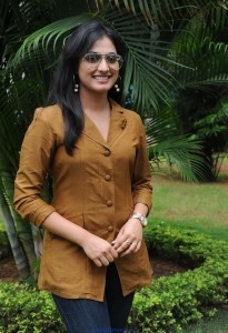 Hari Priya Latest Photos-Friendsmoo