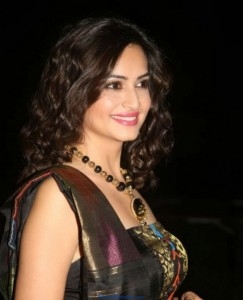 Kriti Kharbanda Latest Black Dress Photos- Friendsmoo