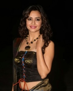 Kriti Kharbanda Latest Black Dress Photos- Friendsmoo