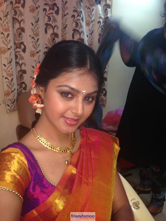 Monal Gajjar Unseen Photo in Saree