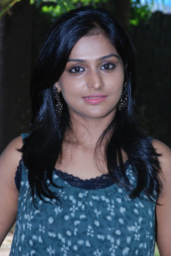 Ramya Nambeesan Latest Photos