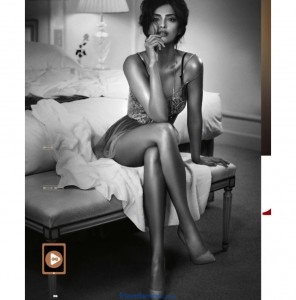 Sonam Kapoor Latest Hot Photos-Friendsmoo